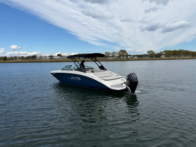 Slide: The Image of Sea Ray 270 SDX OB 2021 - 1