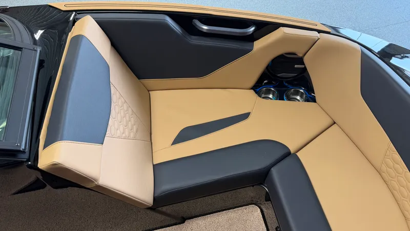 Slide: The Image of Mastercraft NXT20 2027 - 70