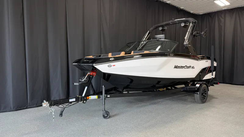 Slide: The Image of Mastercraft NXT20 2027 - 2
