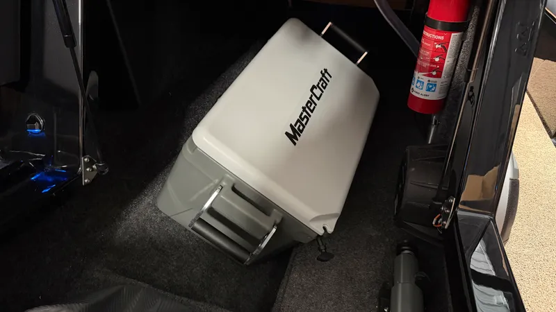 Slide: The Image of Mastercraft NXT20 2027 - 43