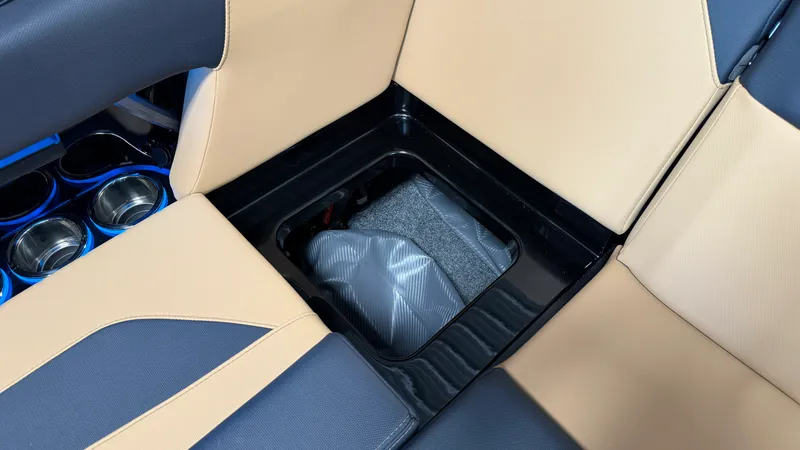 Slide: The Image of Mastercraft NXT20 2027 - 26