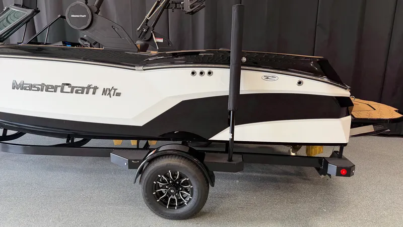 Slide: The Image of Mastercraft NXT20 2027 - 88