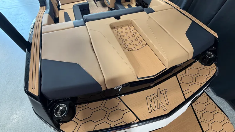 Slide: The Image of Mastercraft NXT20 2027 - 11