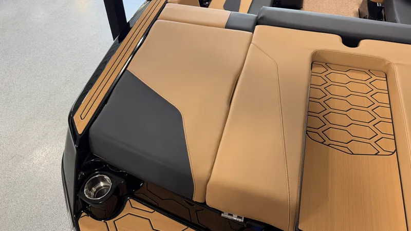 Slide: The Image of Mastercraft NXT20 2027 - 12