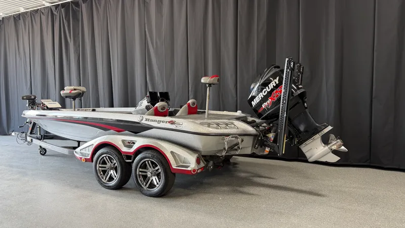 Slide: The Image of Ranger Tug Z520C 2015 - 3