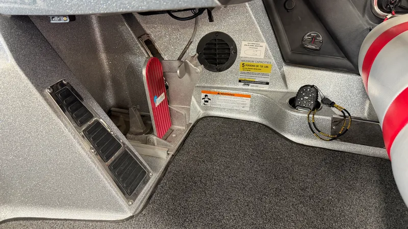 Slide: The Image of Ranger Tug Z520C 2015 - 42