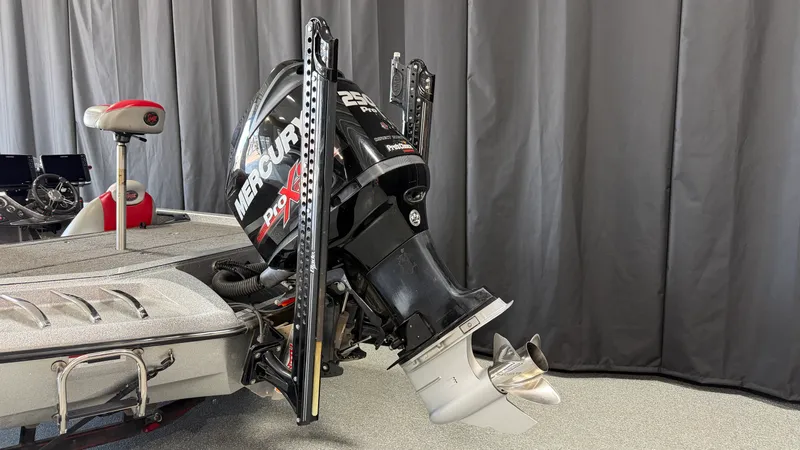 Slide: The Image of Ranger Tug Z520C 2015 - 7