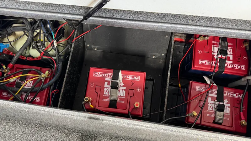 Slide: The Image of Ranger Tug Z520C 2015 - 28