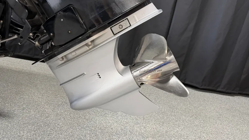 Slide: The Image of Ranger Tug Z520C 2015 - 11