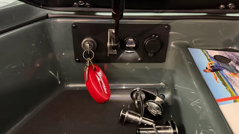 Slide: The Image of Mastercraft XT24 2027 - 64