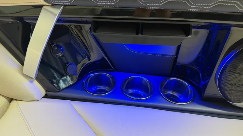 Slide: The Image of Mastercraft XT24 2027 - 44