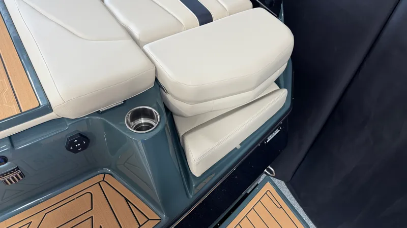 Slide: The Image of Mastercraft XT24 2027 - 17