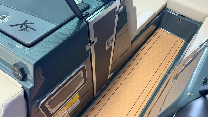 Slide: The Image of Mastercraft XT24 2027 - 84