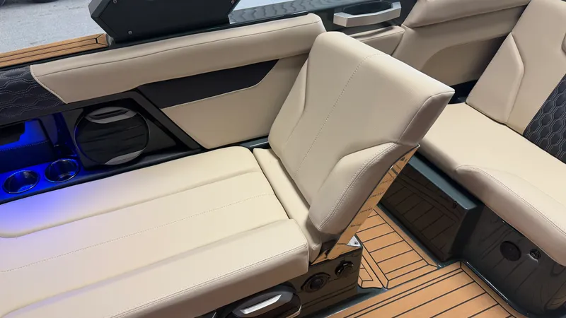 Slide: The Image of Mastercraft XT24 2027 - 53