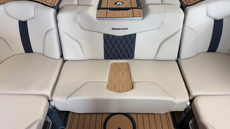 Slide: The Image of Mastercraft XT24 2027 - 37