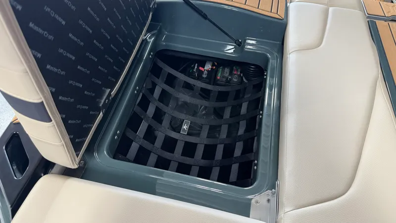Slide: The Image of Mastercraft XT24 2027 - 14