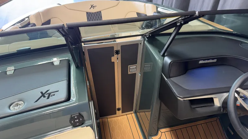 Slide: The Image of Mastercraft XT24 2027 - 85