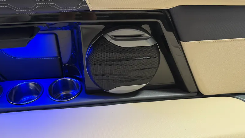 Slide: The Image of Mastercraft XT24 2027 - 45