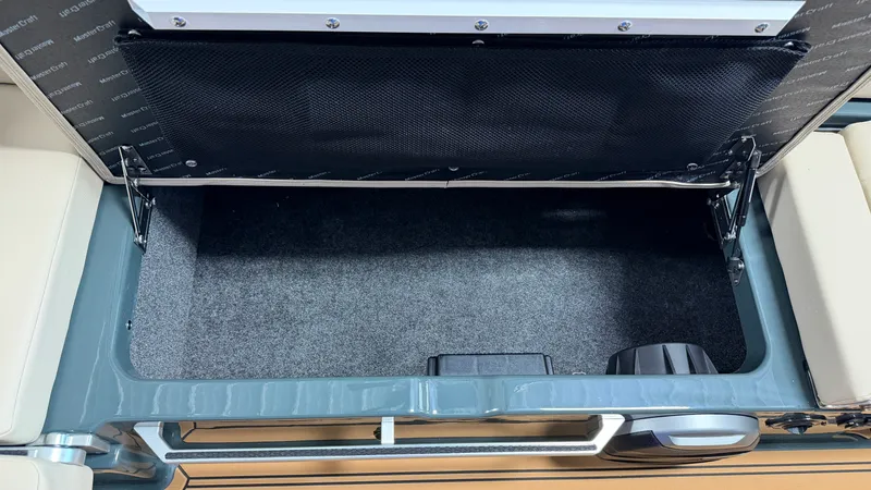 Slide: The Image of Mastercraft XT24 2027 - 46