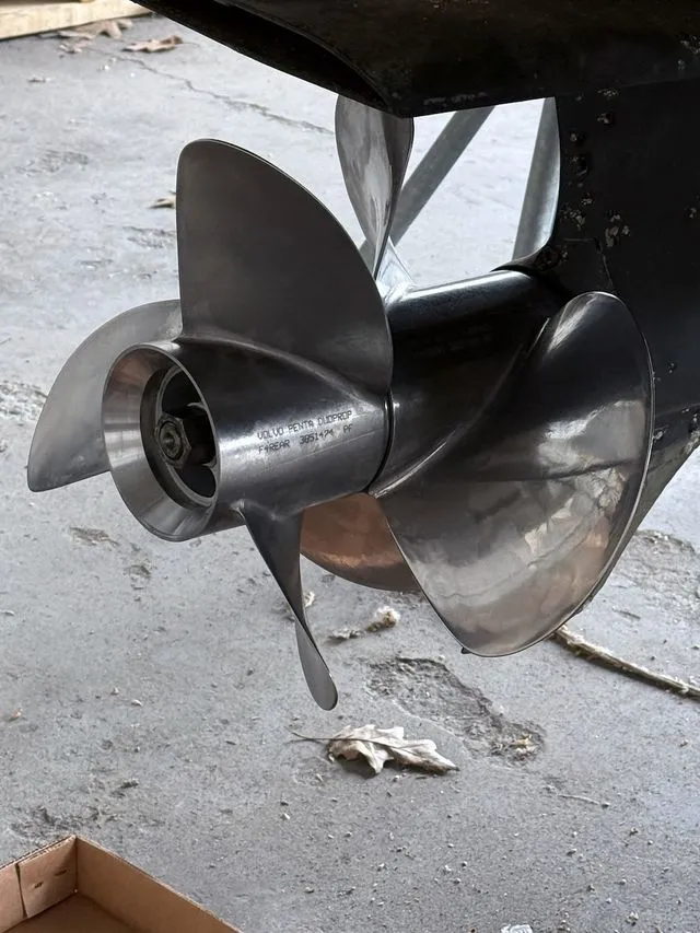 Slide: The Image of Close-up of a propeller on a 2008 Regal 3360 Window Express. - 23