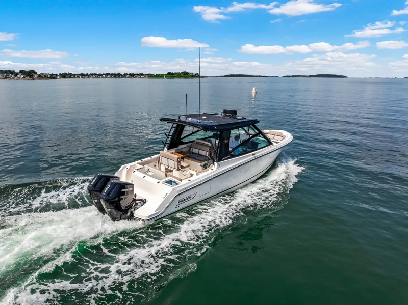 Slide: The Image of Boston Whaler 330 Vantage 2027 - 2