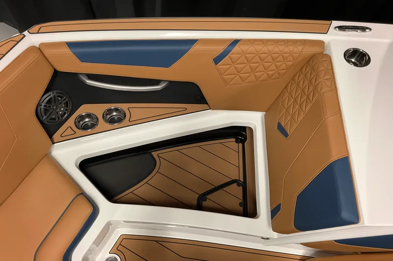 Slide: The Image of Nautique GS22SUPER AIR 2026 - 25