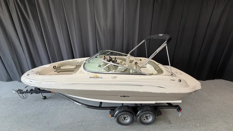 Slide: The Image of Sea Ray 200 SUNDECK 2007 - 1
