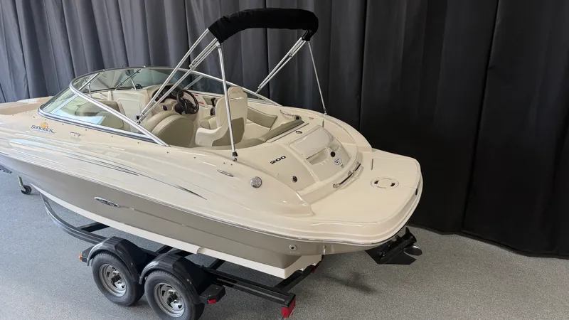 Slide: The Image of Sea Ray 200 SUNDECK 2007 - 6