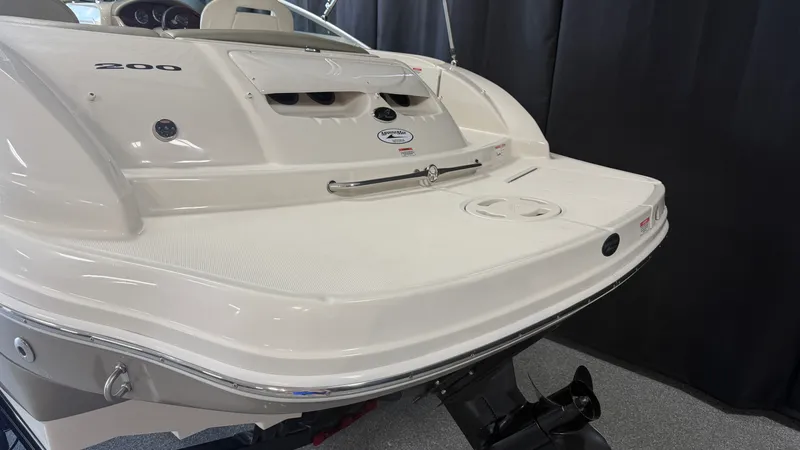 Slide: The Image of Sea Ray 200 SUNDECK 2007 - 9