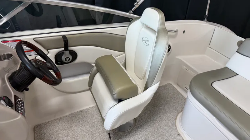 Slide: The Image of Sea Ray 200 SUNDECK 2007 - 35