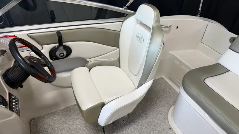Slide: The Image of Sea Ray 200 SUNDECK 2007 - 36