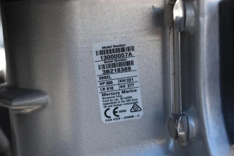 Slide: The Image of Blackfin 272CC 2023 - 59