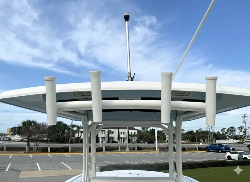 Slide: The Image of Boston Whaler 270 Dauntless 2019 - 11