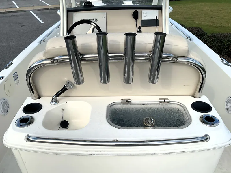Slide: The Image of Boston Whaler 270 Dauntless 2019 - 12