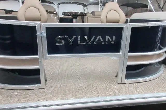 The Image of 2023 Sylvan MIRAGE 8522 Party Fish 4.0 pontoon boat interior. - 0