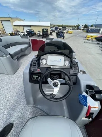 Slide: The Image of Veranda VR22RC Bi-Toon 2023 - 17