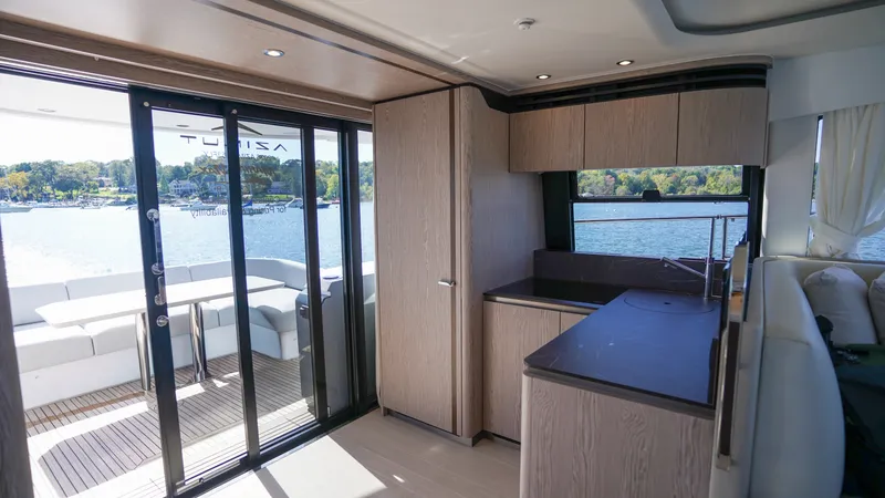 Slide: The Image of Azimut Fly 53 2026 - 15