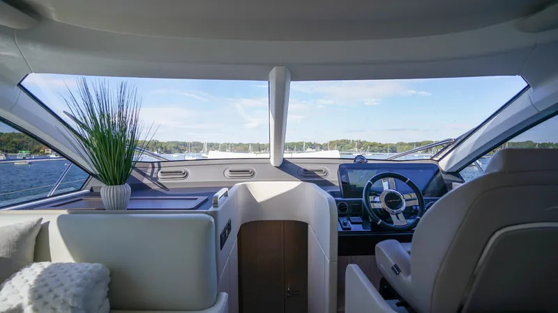 Slide: The Image of Azimut Fly 53 2026 - 21