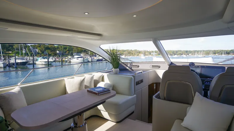 Slide: The Image of Azimut Fly 53 2026 - 22