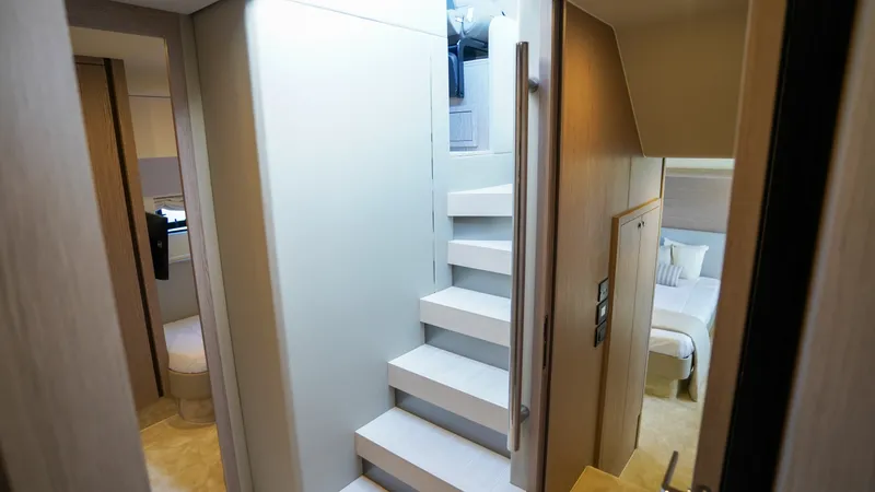 Slide: The Image of Azimut Fly 53 2026 - 27