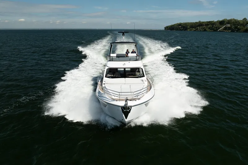 Slide: The Image of Azimut Fly 53 2026 - 3