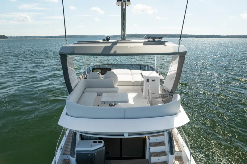 Slide: The Image of Azimut Fly 53 2026 - 54