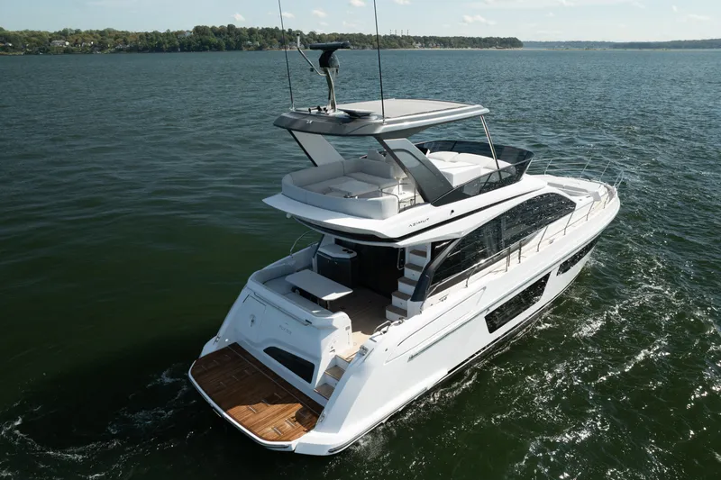 Slide: The Image of Azimut Fly 53 2026 - 63