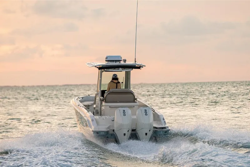Slide: The Image of Boston Whaler 280 Dauntless 2023 - 56