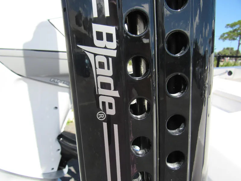 Slide: The Image of Close-up of 2023 Everglades 253 CC boat with Blade logo. - 29
