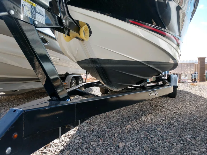Slide: The Image of 2018 Sea Ray SLX 280 boat on trailer, close-up view. - 4