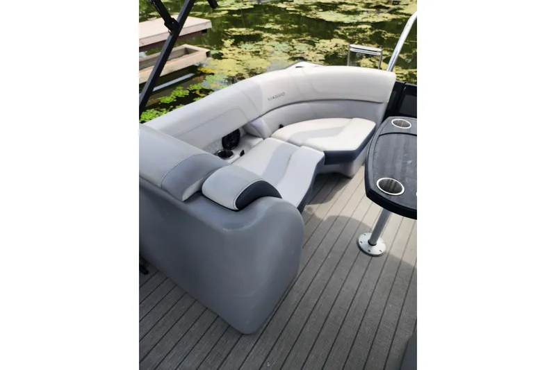 Slide: The Image of Luxurious seating on 2023 Viaggio Diamante 23U boat, featuring sleek design and comfort. - 33