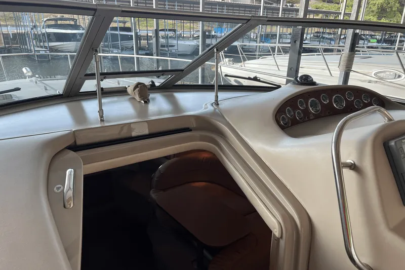 Slide: The Image of Sea Ray 340 Sundancer 2000 - 12