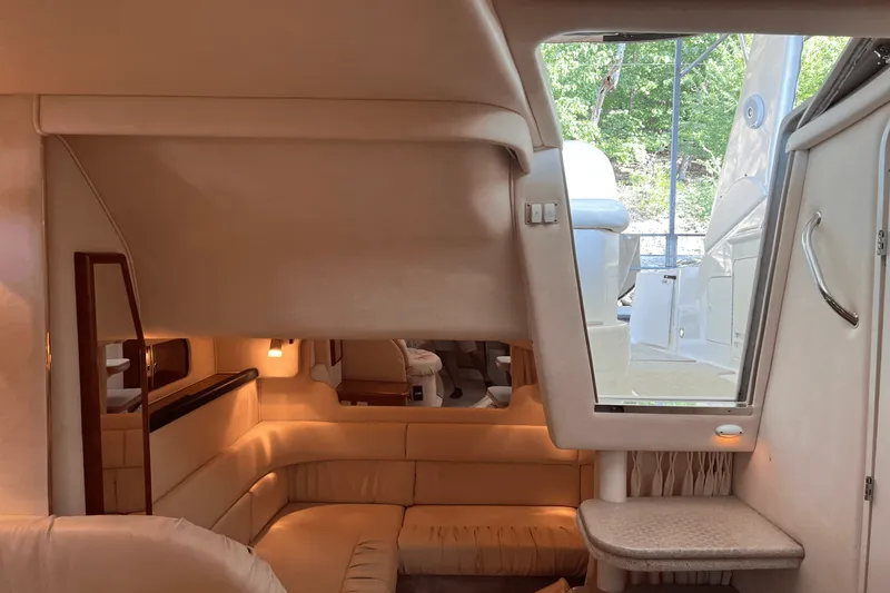 Slide: The Image of Sea Ray 340 Sundancer 2000 - 13