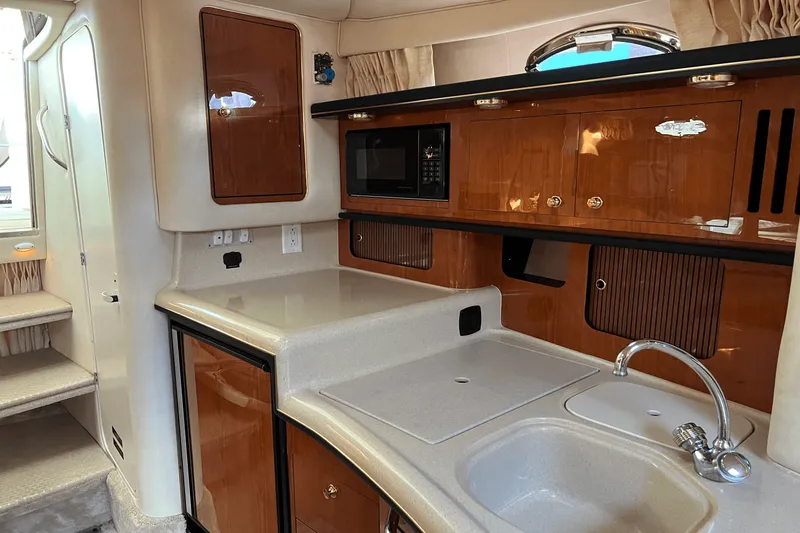 Slide: The Image of Sea Ray 340 Sundancer 2000 - 14